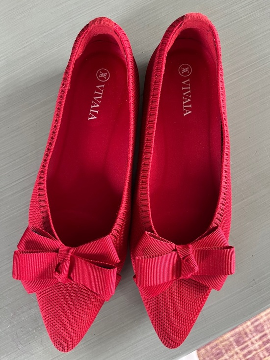 Vivaia Pointed Flats Red W/ Removable Bows Sz 36 - Picture 2 of 6